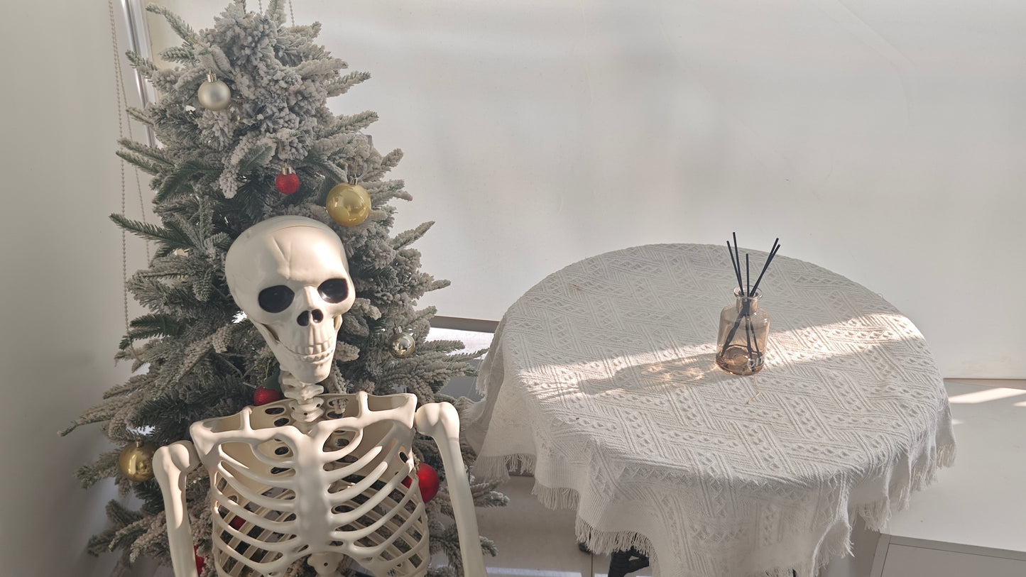 4PCS 5.5FT Skeleton With Red Eyes Shining and Chin Can Move and Can Make A Scary Sound.